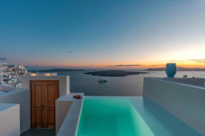 Luxury Grand Santorini Villa - 3 Bedrooms - Unforgettable Caldera Sea Views and Outdoor Hot Tub - Fira